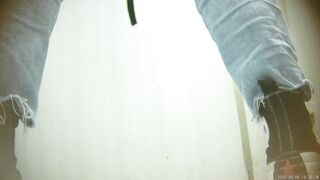 商場女廁全景近距離後拍 多位美女少婦 各種極品肥鮑魚-09