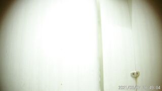 商場女廁全景近距離後拍 多位美女少婦 各種極品肥鮑魚-06