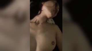 酒醉女孩被帶到酒店打炮