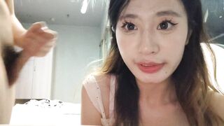 大眼睛美女與男友同居性愛自拍-7