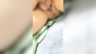 專約嫩妹『dogking』約炮精神小妹，身體很敏感 動了幾下就出白漿了-05