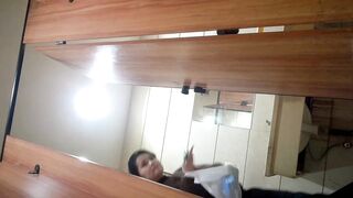 廁拍 丁字褲女神-15