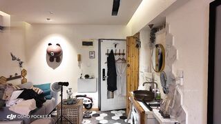 網紅女神 小野貓【Kiki-2025】性感空姐被偷窺中出