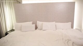 台灣女模【李蓉蓉】同步著名艷星【吳夢夢】特別企劃 蓉蓉X夢夢體驗同床不換4P愛愛