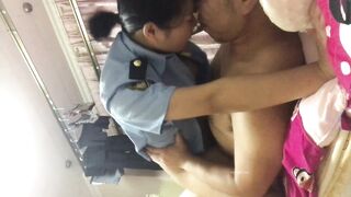 小夫妻性愛自拍 騷妻制服誘惑變身女騎士1