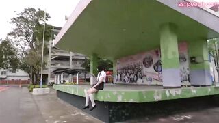 放學接客的事情 始終還是隱瞞不了，被老師發現了