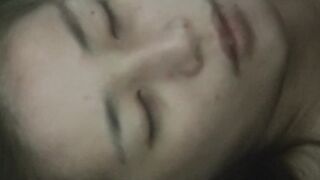 《台灣情侶洩密》灌醉好身材的女友偷偷開發她的屁眼 1